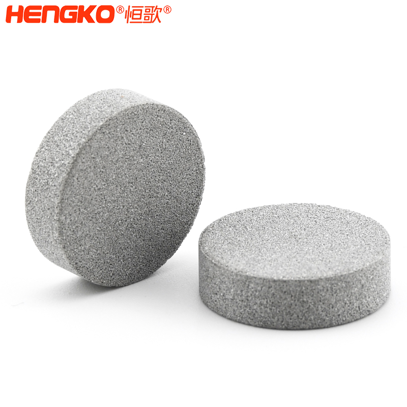 廠家定制不銹鋼燒結濾片,抗高溫防爆可用于化工油液不銹鋼過濾片 Featured Image